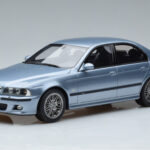 BMW M5 E39 Silverwater Blauw Otto 1:18