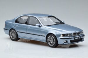 BMW M5 E39 Silverwater Blauw Otto 1:18 OT554 Hars — afbeelding 4 van 6
