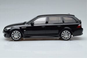 BMW M5 E61 Touring Zwart Otto 1:18 OT1020 Hars — afbeelding 3 van 6