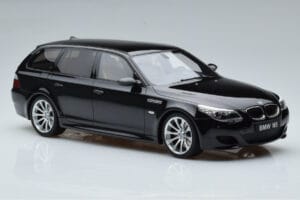 BMW M5 E61 Touring Zwart Otto 1:18 OT1020 Hars — afbeelding 4 van 6