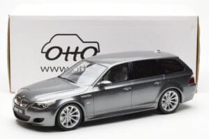 BMW M5 E61 Touring Grijs Otto 1:18 OT189 Hars — afbeelding 6 van 6
