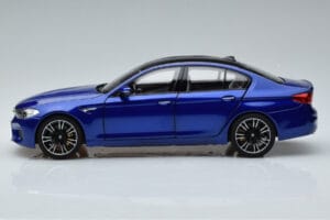 BMW M5 F90 Marina Bay Blauw Norev 1:18 80432454783 Metaal — afbeelding 4 van 7