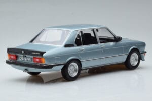 BMW M535i E12 Blauw Norev 1:18 183269 Metaal — afbeelding 2 van 6