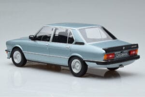 BMW M535i E12 Blauw Norev 1:18 183269 Metaal — afbeelding 5 van 6