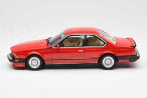 BMW M635 CSi E24 Henna Rood Otto 1:18 OT1018 Hars — afbeelding 3 van 6