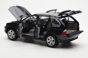 BMW X5 4.4i E53 Donker Blauw Kyosho 1:18 08521DB Metaal — afbeelding 5 van 8