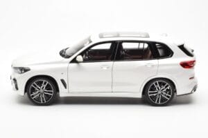 BMW X5 G05 Wit Paragon 1:18 80432450996 Metaal — afbeelding 4 van 8