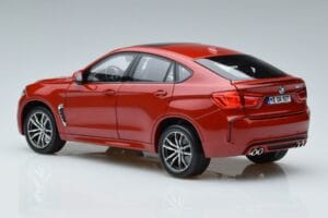 BMW X6M F86 Rood Norev 1:18 183242 Metaal — afbeelding 6 van 7