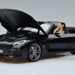 BMW Z4 G29 Zwart Metallic Norev 1:18 183272 Metaal - image 2 of 7
