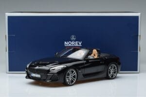BMW Z4 G29 Zwart Metallic Norev 1:18 183272 Metaal — afbeelding 7 van 7