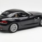 BMW Z4 E89 Spider Zwart Metallic Kyosho 1:18 08771BK - image 4 of 9