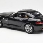 BMW Z4 E89 Spider Zwart Metallic Kyosho 1:18 08771BK - image 8 of 9