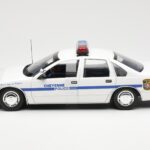 Chevrolet Caprice Cheyenne Politie UT Models 1:18 - image 3 of 6