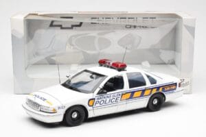 Chevrolet Caprice Watkins Glen Politie UT Models 1:18 21028 Metaal — afbeelding 6 van 6