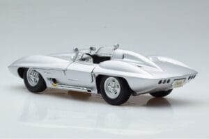 Chevrolet Corvette C1 Stingray Concept AUTOart 1:18 71000 Metaal — afbeelding 7 van 8