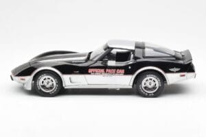 Chevrolet Corvette C3 Pace Car Indianapolis 500 1978 UT Models 1:18 21070 Metaal — afbeelding 3 van 6