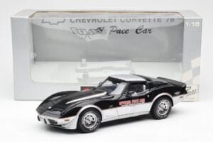 Chevrolet Corvette C3 Pace Car Indianapolis 500 1978 UT Models 1:18 21070 Metaal — afbeelding 6 van 6