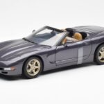 Chevrolet Corvette C5 Cabriolet Paars Parel Metallic UT Models 1:18