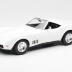 Chevrolet Corvette C3 Cabriolet Can-Am Wit Norev 1:18