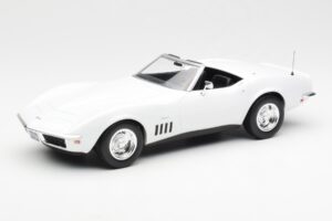 Chevrolet Corvette C3 Cabriolet Can-Am Wit Norev 1:18