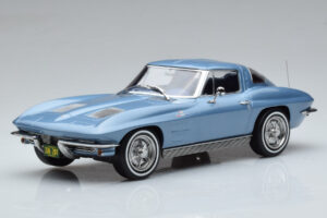 Chevrolet Corvette C2 Sting Ray Blauw Norev 1:18