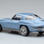 Chevrolet Corvette C2 Sting Ray Blauw Norev 1:18 - image 5 of 6
