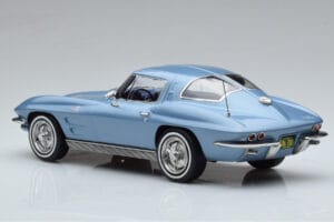 Chevrolet Corvette C2 Sting Ray Blauw Norev 1:18 189050 Metaal — afbeelding 5 van 6