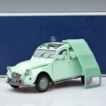 Citroen 2CV 6 Club Groen Norev 1:18 181486 Metaal - image 7 of 7