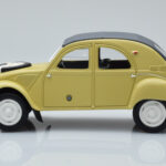 Citroen 2CV Sahara Geel Otto 1:18 - image 3 of 6