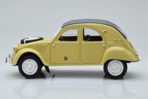 Citroen 2CV Sahara Geel Otto 1:18 OT1027 Hars — afbeelding 3 van 6