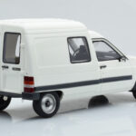Citroen C15 D Wit Otto 1:18 - image 2 of 6