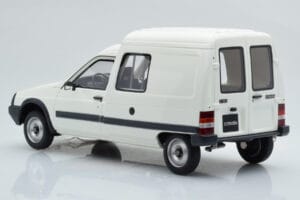 Citroen C15 D Wit Otto 1:18 OT956 Hars — afbeelding 5 van 6
