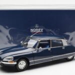Citroen DS 23 Pallas Orient Blauw Norev 1:18 - image 8 of 8