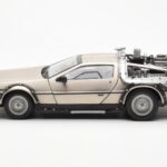 DeLorean DMC-12 Time Machine Back to the Future Zilver Sun Star 1:18 - image 3 of 8