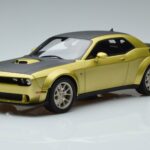 Dodge Challenger R/T Scat Pack Widebody 50ste Jubileum GT Spirit 1:18 GT411 Hars