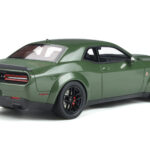 Dodge Challenger R/T SCAT Pack Widebody Groen GT Spirit 1:18 - image 2 of 5
