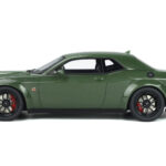 Dodge Challenger R/T SCAT Pack Widebody Groen GT Spirit 1:18 - image 3 of 5