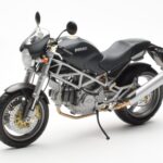 Ducati Monster M900 Zwart Minichamps 1:12 - image 2 of 4