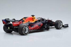 Red Bull Racing RB16B #33 M. Verstappen Abu Dhabi GP F1 World Champion 2021 Minichamps 1:18 110212333 Metaal — afbeelding 2 van 6