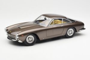 Ferrari 250 GT Lusso Bruin Metallic KK-Scale 1:18 181023