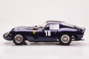 Ferrari 250 GTO Monterey Historic Races Laguna Seca 2004 CMC 1:18 M-255 Metaal — afbeelding 3 van 7