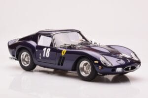 Ferrari 250 GTO Monterey Historic Races Laguna Seca 2004 CMC 1:18 M-255 Metaal — afbeelding 4 van 7