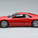 Ferrari 288 GTO Rood Hot Wheels 1:18 - image 4 of 10