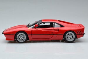Ferrari 288 GTO Rood Hot Wheels 1:18 J8248-0510 Metaal — afbeelding 4 van 10