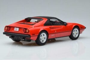 Ferrari 308 GTS Magnum P.I. Norev 1:18 187930 Metaal — afbeelding 2 van 6