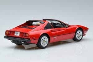 Ferrari 308 GTS QV Magnum PI GT Spirit 1:18 GT368 Hars — afbeelding 2 van 6