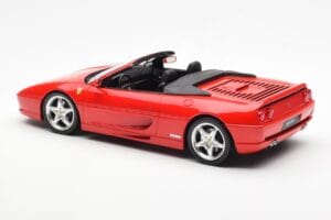 Ferrari F355 Spider Rood GT Spirit 1:18 GT453 Hars — afbeelding 5 van 6