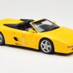 Ferrari F355 Spider Geel UT Models 1:18 - image 4 of 6
