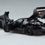 Ferrari F40 Lightweight Zwart Kyosho 1:18 - image 6 of 12