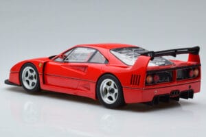 Ferrari F40 LM Rood GT Spirit 1:18 GT388 Hars — afbeelding 5 van 6